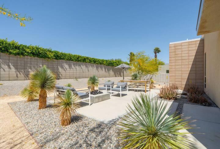 Chic Luxurious Desert Home- Private Pool Hot Tub Palm Springs Exterior foto